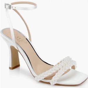 Jewel Badgley Mischka Noah Heels